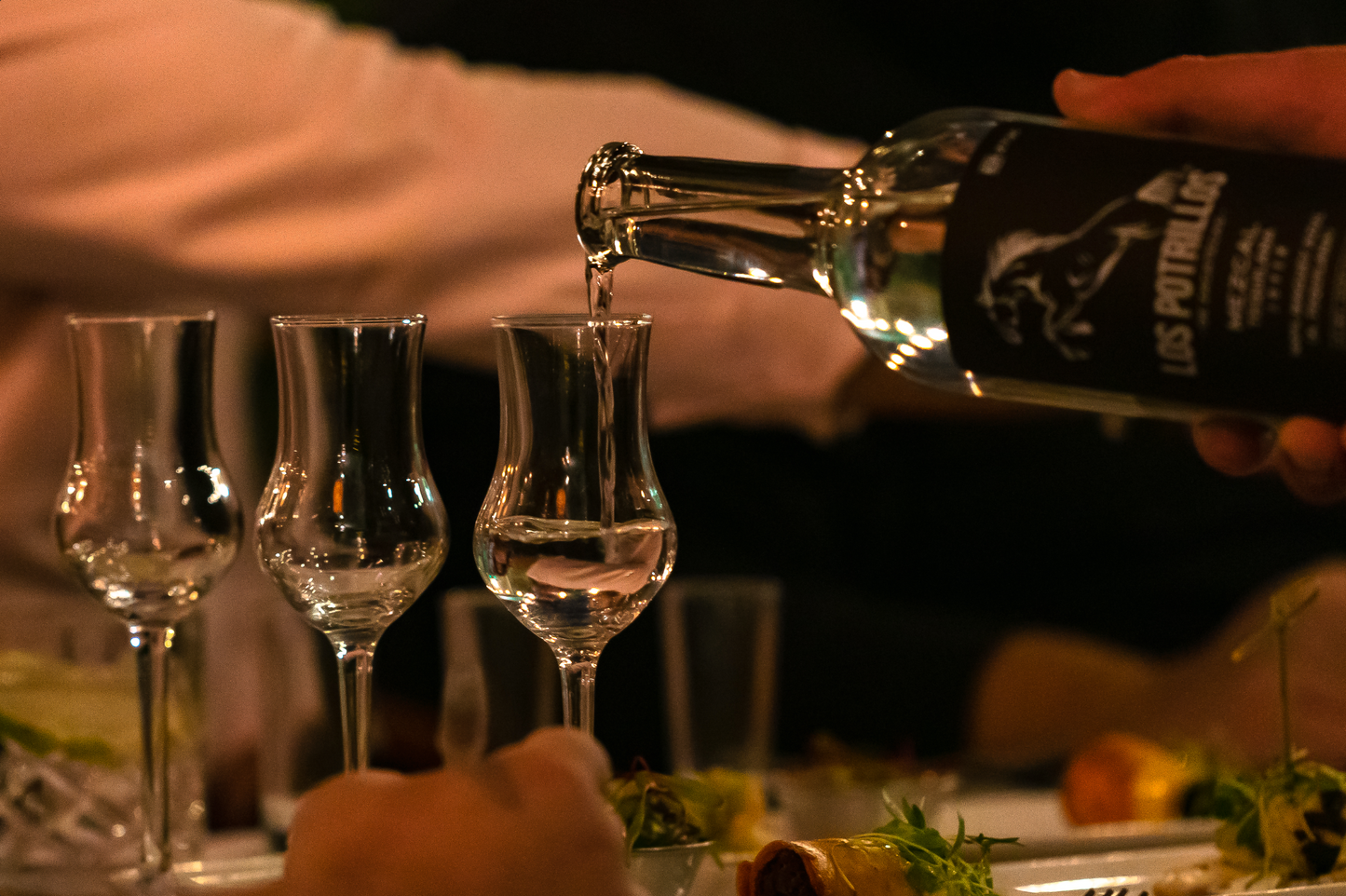 Cata de Mezcal con Maridaje en CDMX 2023 en ZU•ZU Rooftop - DEGUSTADOR